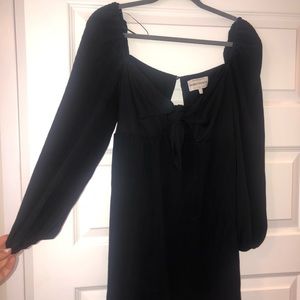 Finders keepers black tie front dress!